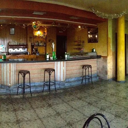 Restaurante *